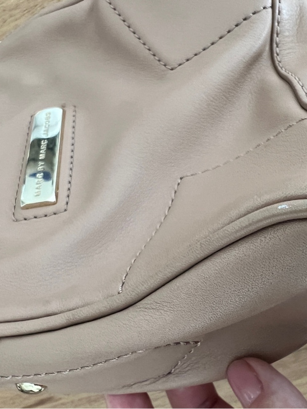 Marc Jacobs Leather Crossbody Bag - Picture 7 of 8
